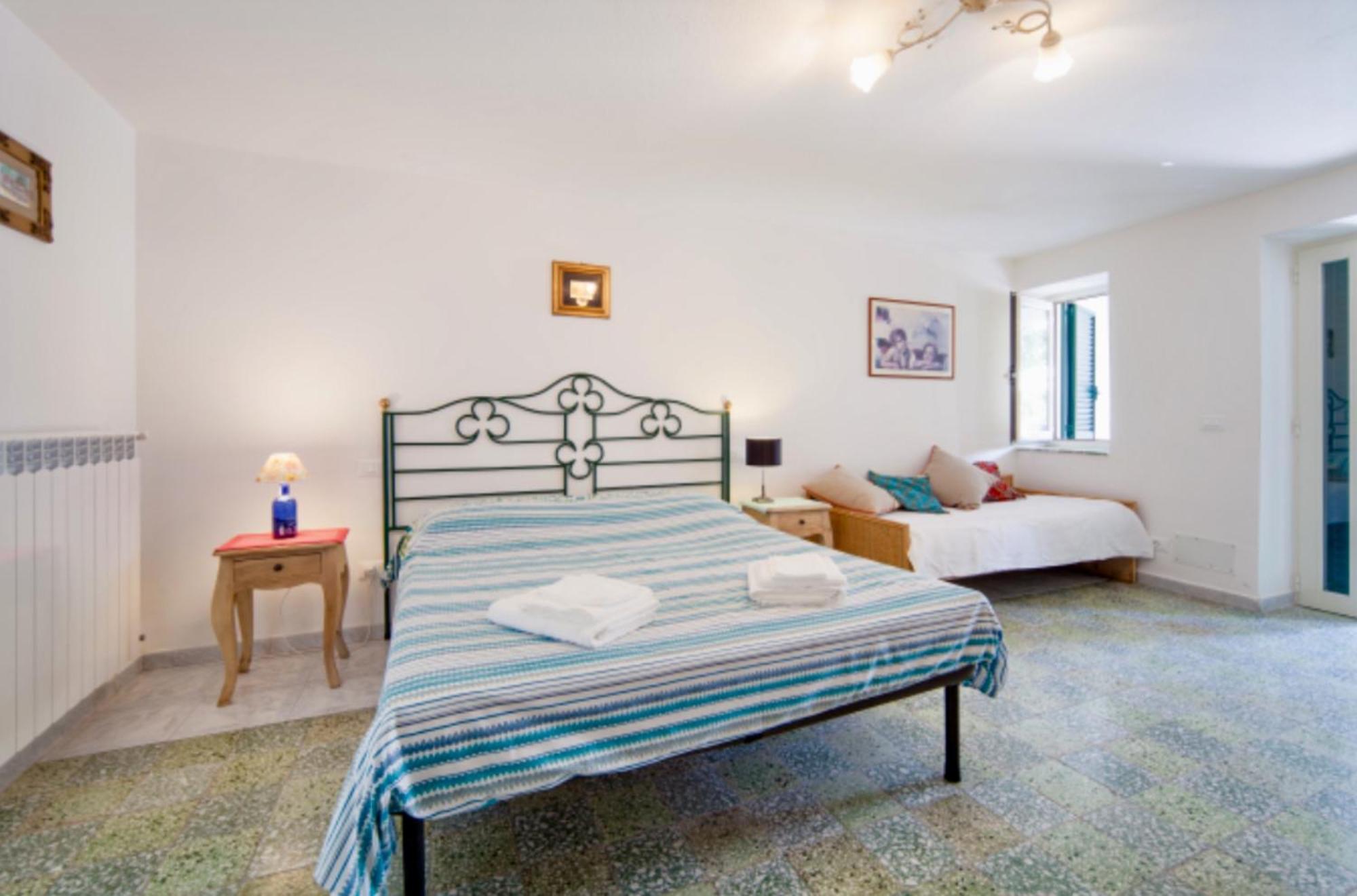 Villa Vincenzo Di Meglio Barano d'Ischia Phòng bức ảnh