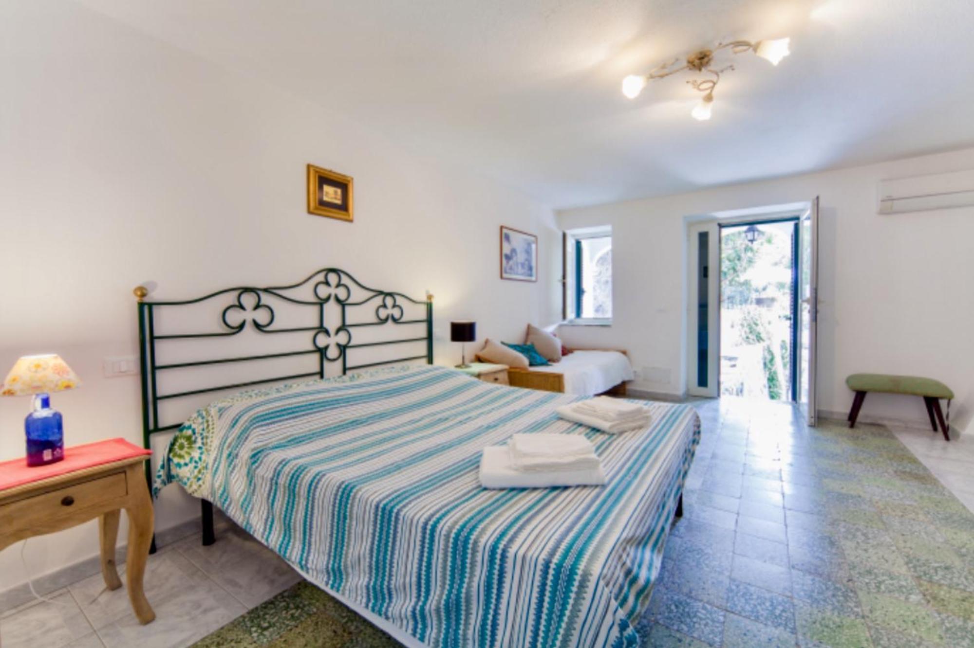 Villa Vincenzo Di Meglio Barano d'Ischia Phòng bức ảnh
